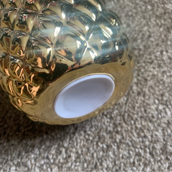 Gold Pineapple Coin Bank - Picture 2 of 3